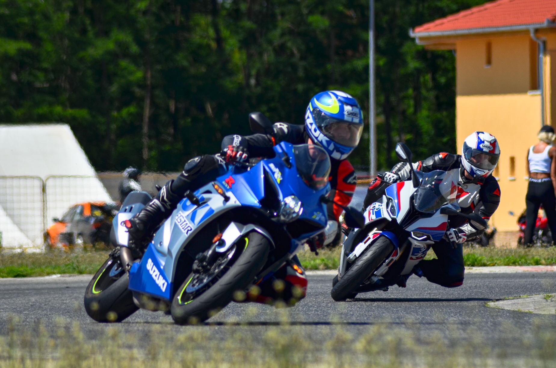 Motoros 8